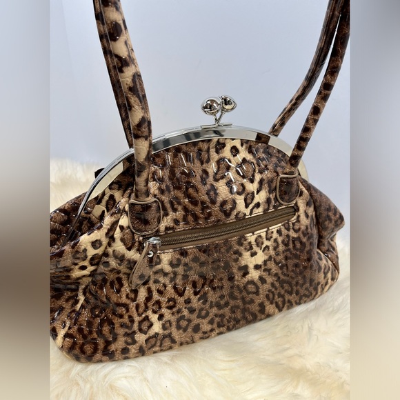 Julia & Michael Bling Flower Leopard Tote Patent Leather Kiss-lock Tote - Picture 5 of 13